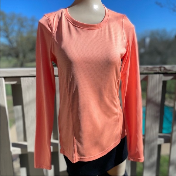Danskin Now Women's Long Sleeve size xsmall Performance T-Shirt orange workout - Picture 10 of 10